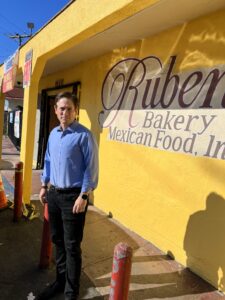 Nathan Hochman at Ruben's Bakery Jan 6 2024